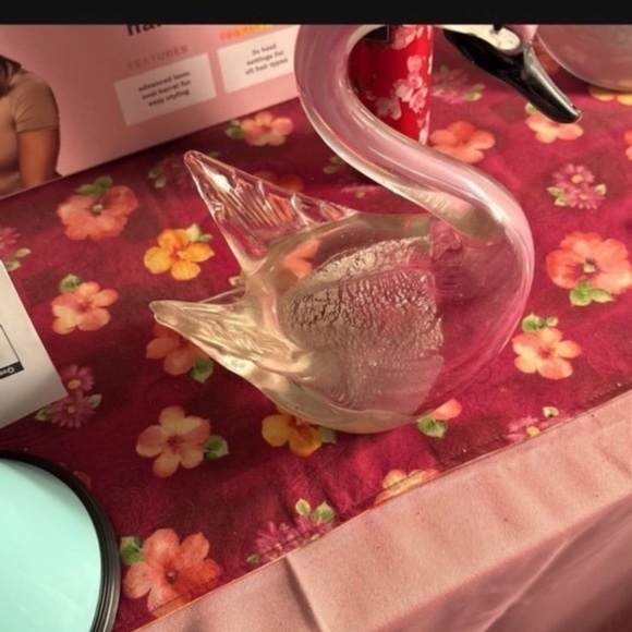 Pink Swan Glass Figurine